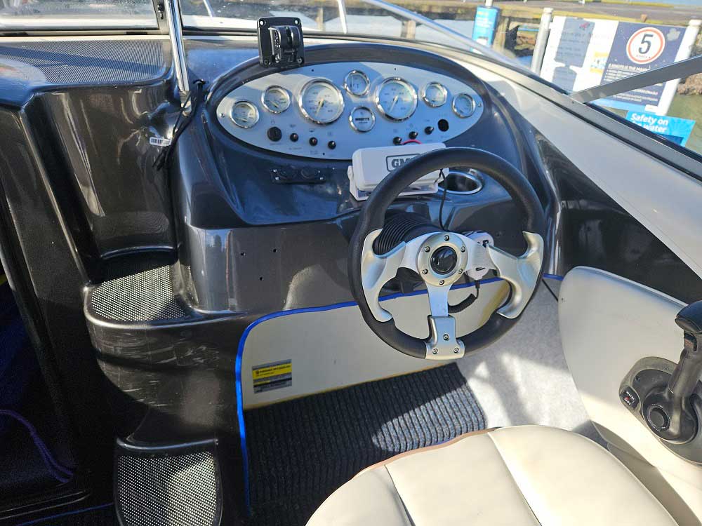 bayliner 2152-7mtr-cruising-family