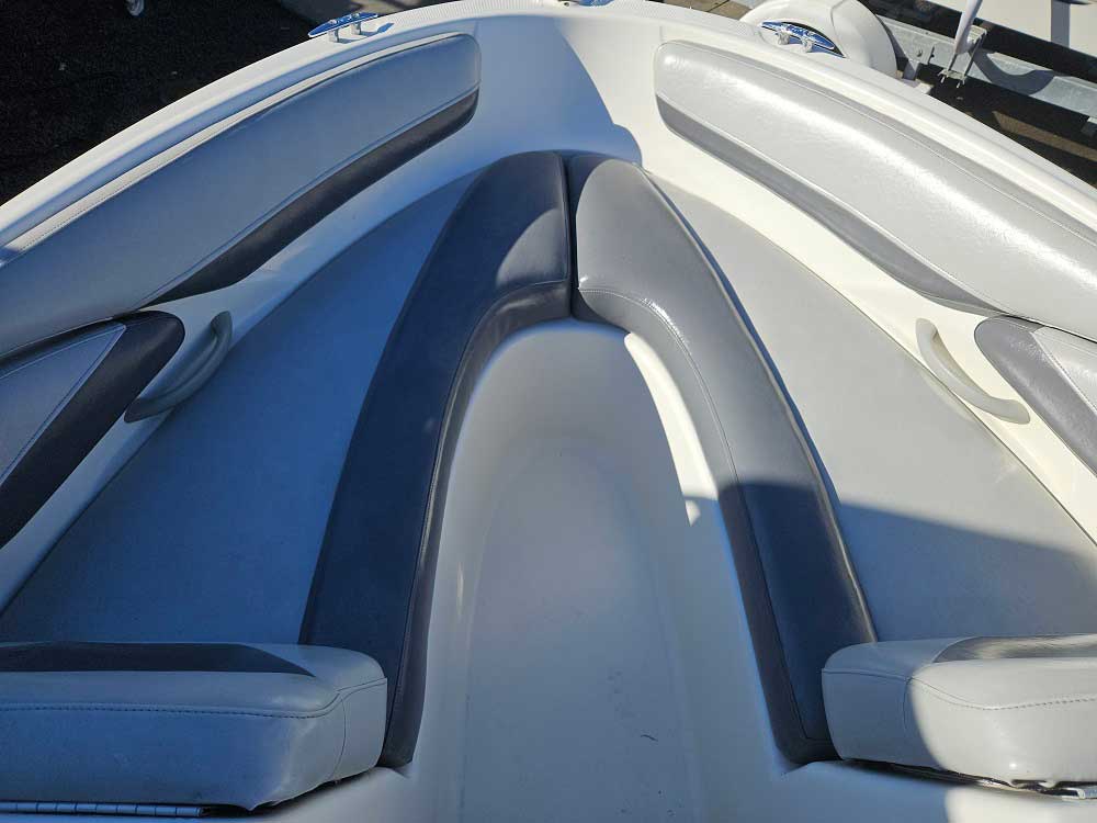 bayliner 185-bowrider-family-boat