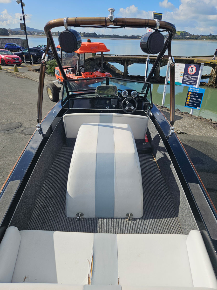 american boats-bayswater-nautique- seats-v8