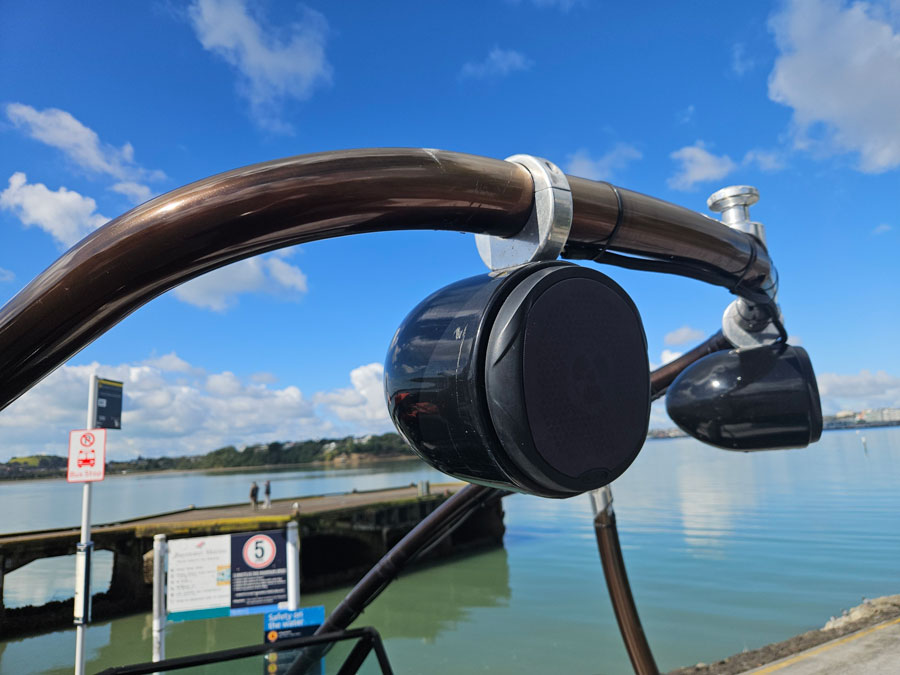 correct craft-nautique-auckland-wakeboard-speakers