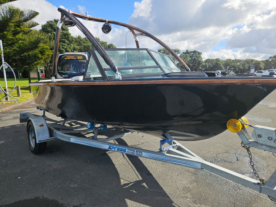 nautique trailer-galvanised-multi-roller