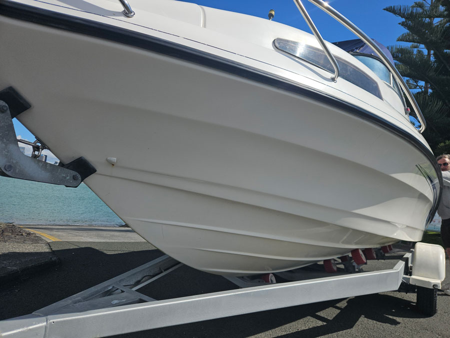 fi glass-560-hull
